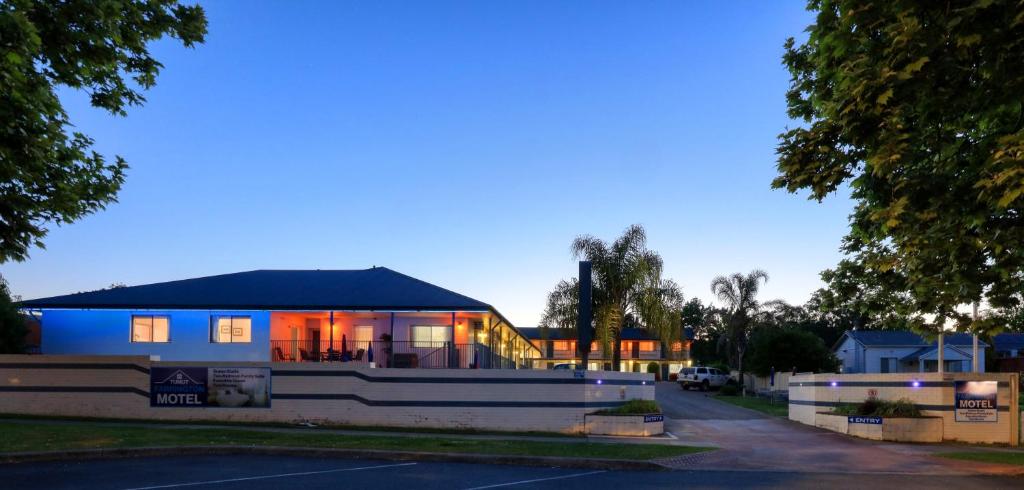 Tumut Farrington motel photo 3
