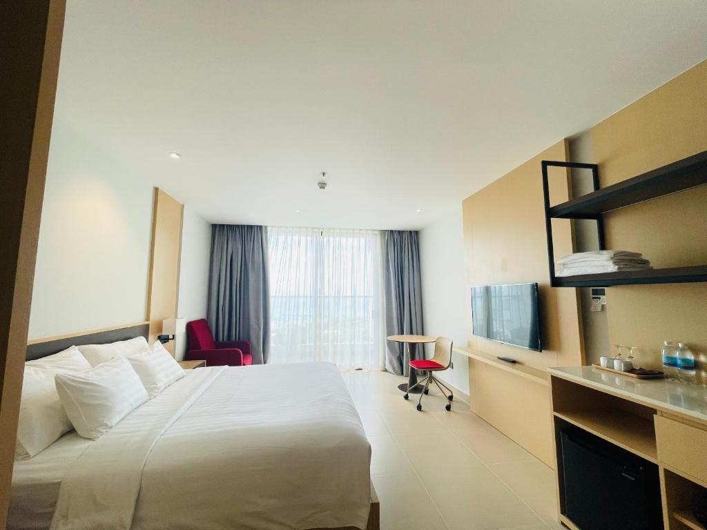 Seaview Cam Ranh Nha Trang near Airporrt