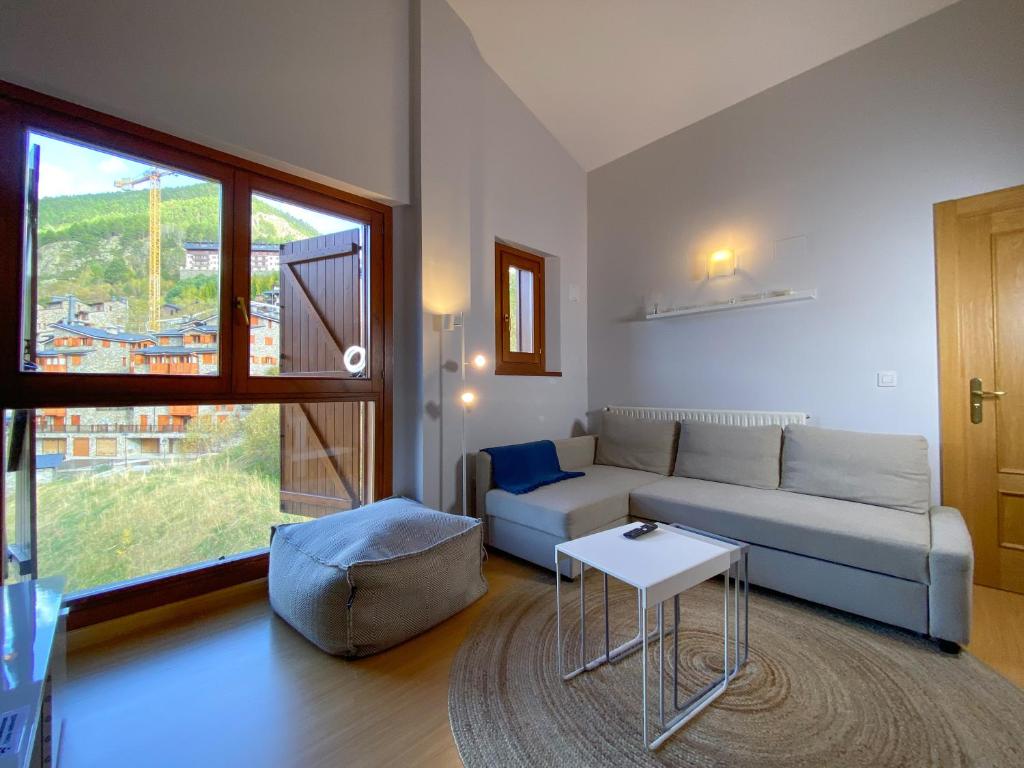 {
  "en-gb": "Ático De 3 Habitaciones Con Vistas Soldeu - Parking incluido l by BonesVacances"
} photo 4