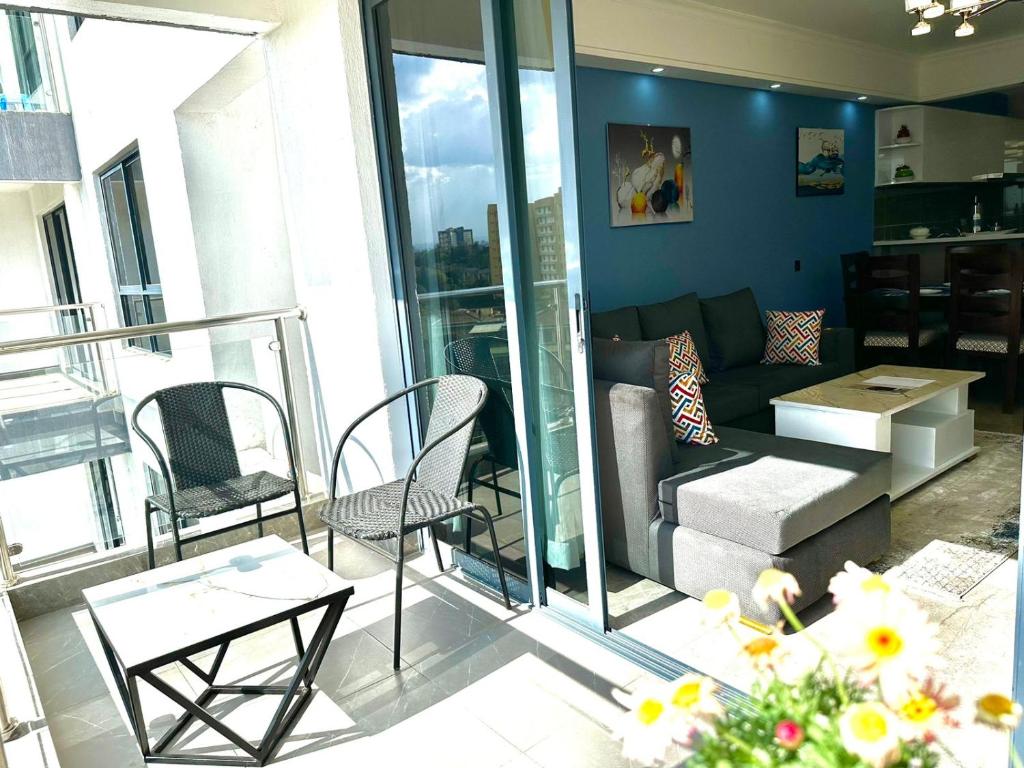 New 2 & 3 bedroom Apartment in Kilimani Nairobi with rooftop pool photo 1