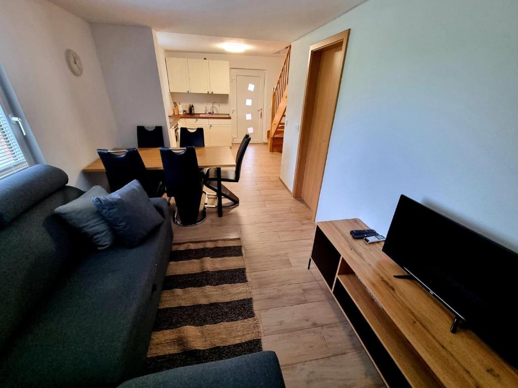 Apartment Organic Farm Hvadnik photo 1