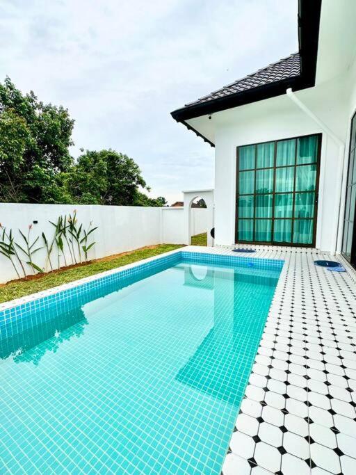 Lini Villa Homestay l Terengganu photo 1