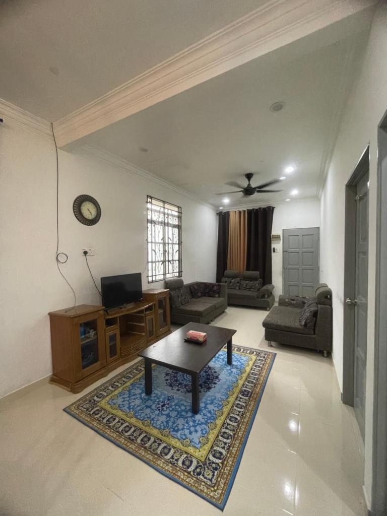 Homestay Cendana Gong Badak photo 1