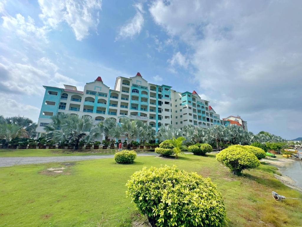 AnyLodge Waterfront Marina Island Pangkor photo 1
