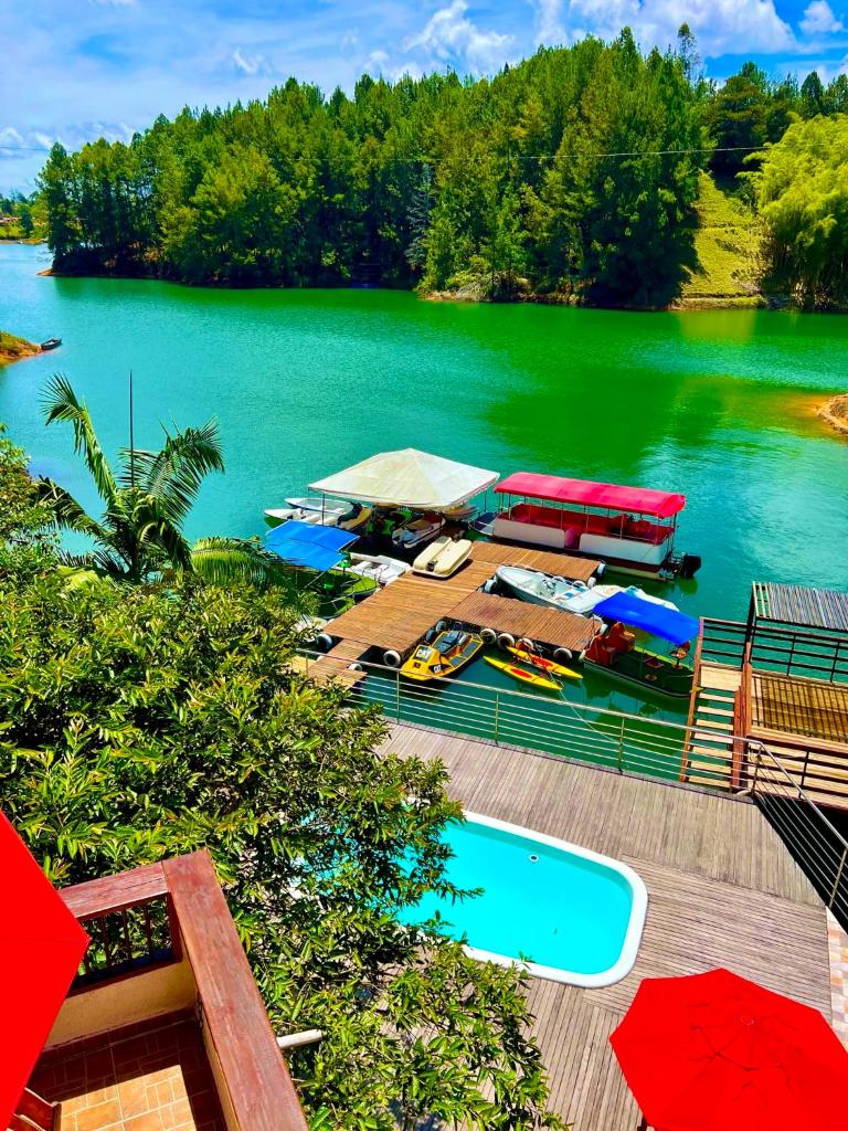 Finca Santa Monica Guatape Privada Lujosa Piscina Jacuzzi Sauna muelle Represa jetski planchon photo 1