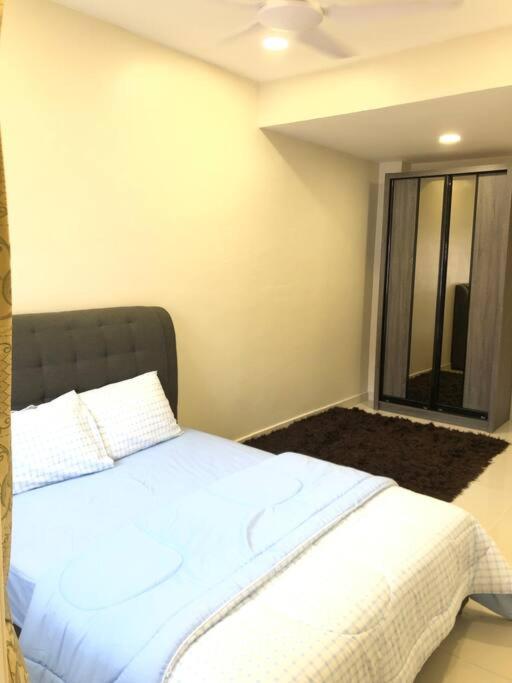 Homestay 7-12pax in Shah Alam photo 4