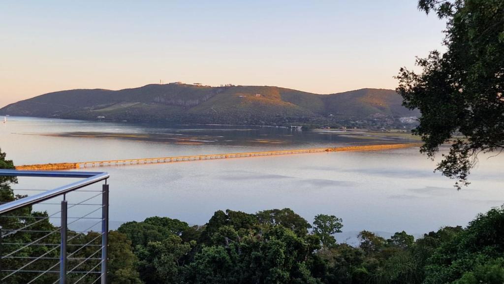 Stunning Villa with pool and views of Knysna photo 3