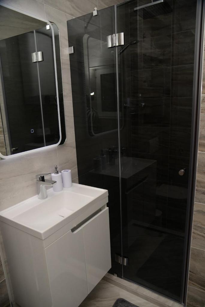 ANLUX Apartments photo 2