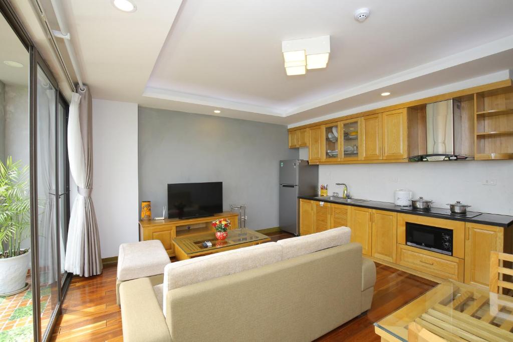 Investland in Truc Bach near Ly Nam De, Thanh Nien street