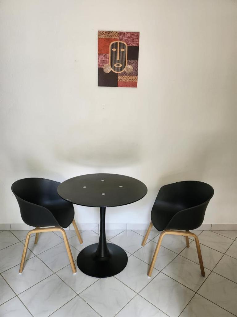 Résidence DENGUELE Studio photo 3