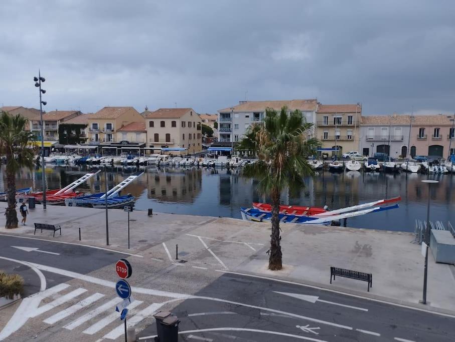 Studio cabine climatisé sur le port de Mèze photo 2