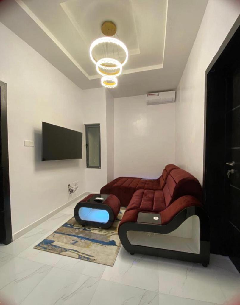 Urban Retreat Luxury Shortlet Apartment Lekki Lagos photo 3