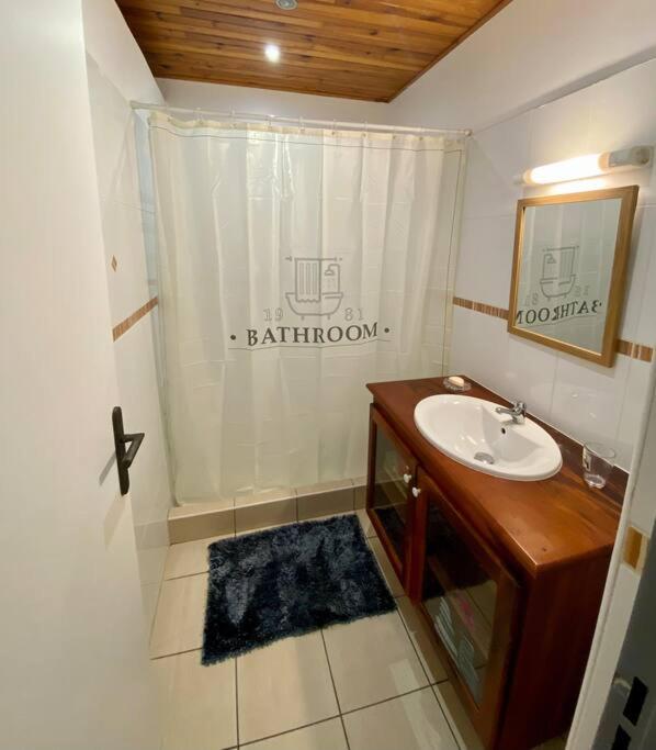 Logement 3 chambres climatisées & piscine vue mer photo 3