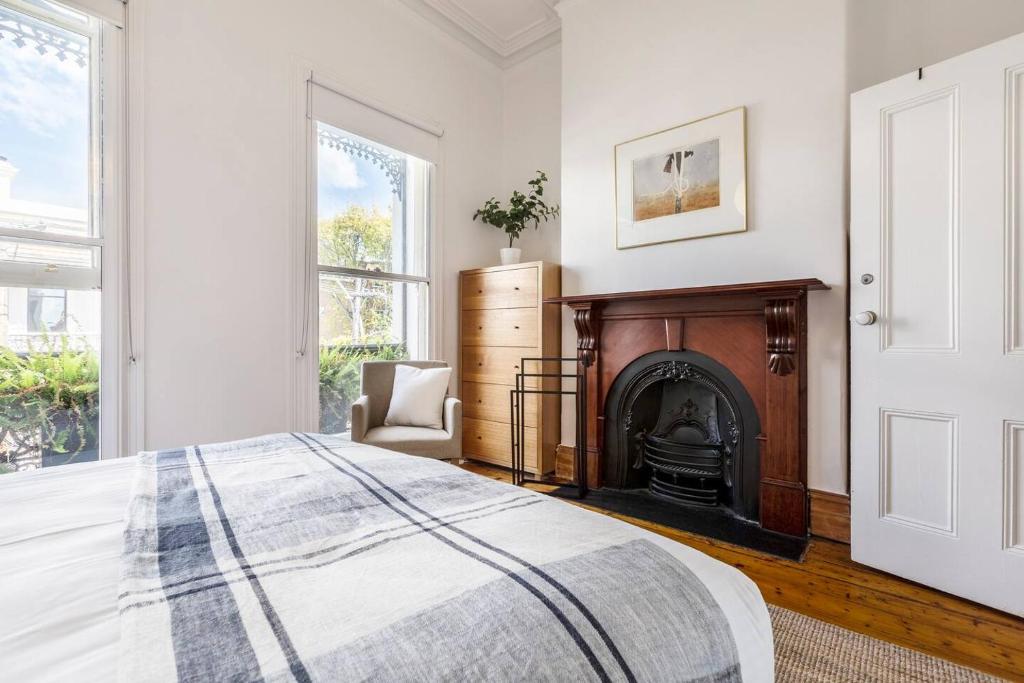 Hope House - True Victorian meets Urban Living photo 1