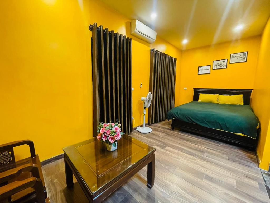 Old Quarter Hanoi Autumn House