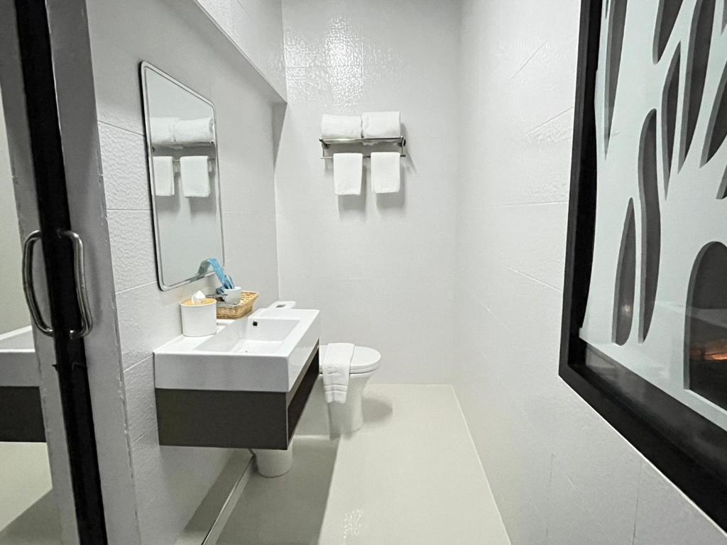 DM Hotel & Cafe photo 4
