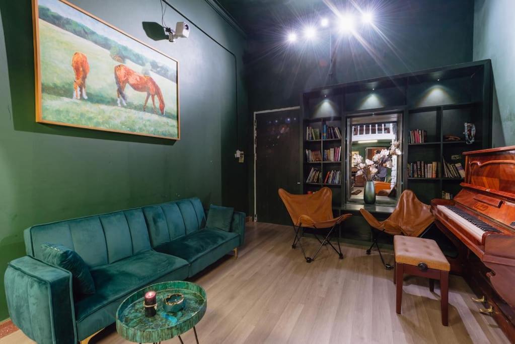 3BR Hidden French Villa in Hoan Kiem