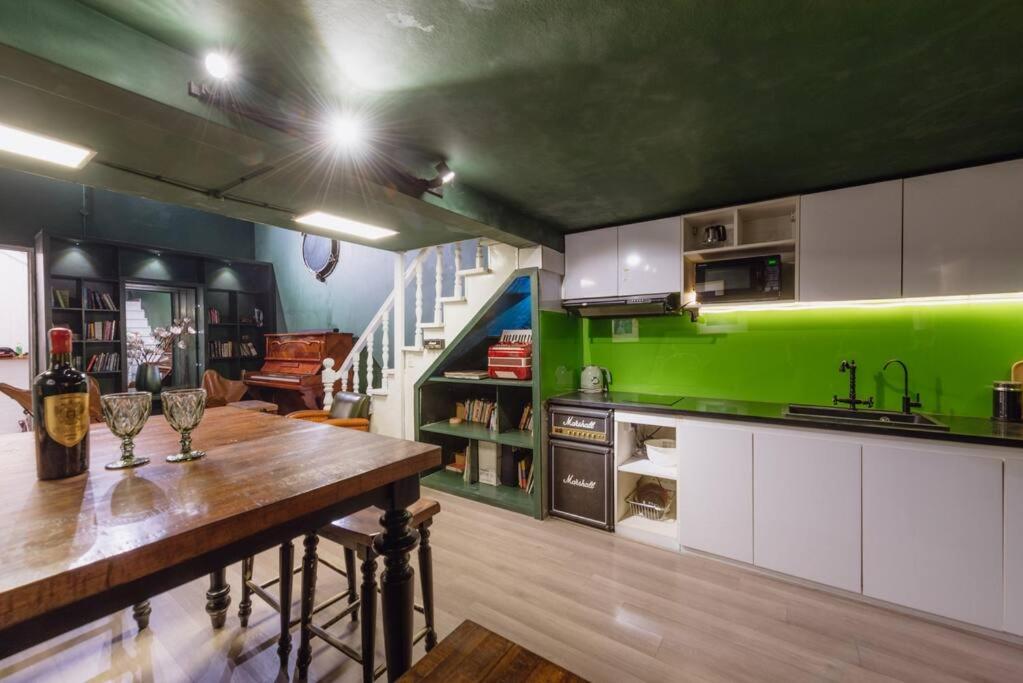 3BR Hidden French Villa in Hoan Kiem