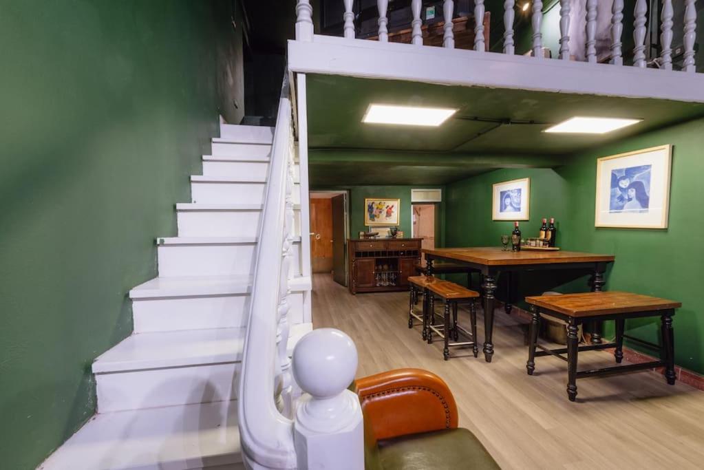 3BR Hidden French Villa in Hoan Kiem