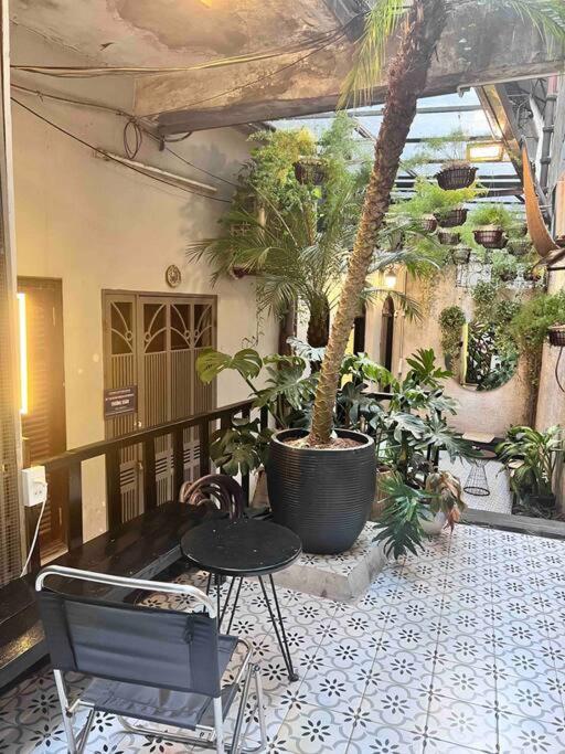 3BR Hidden French Villa in Hoan Kiem
