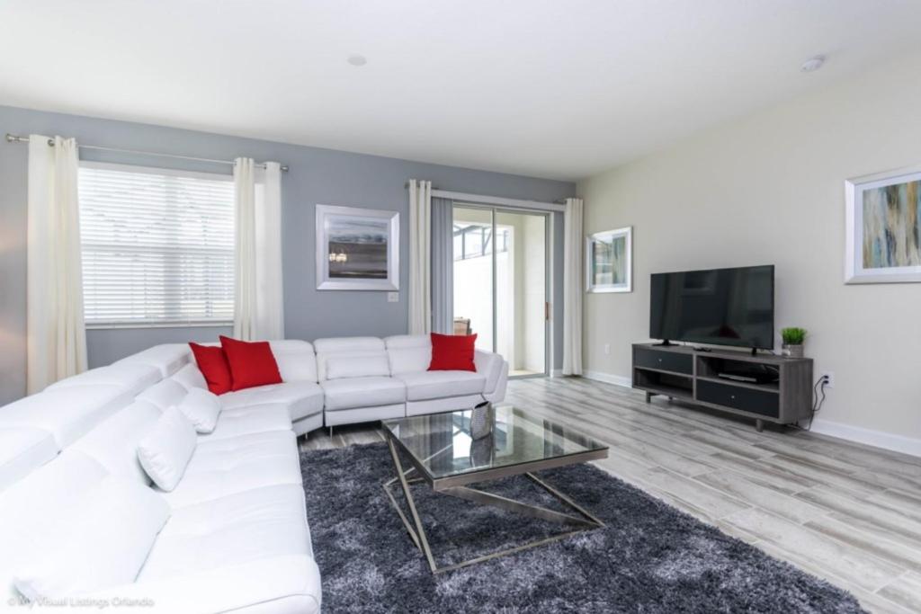 Top Choice for Vacation Rentals in the Disney World Area image