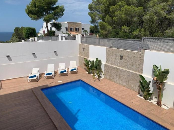 5 bedroom villa in Cala Vadella photo 4