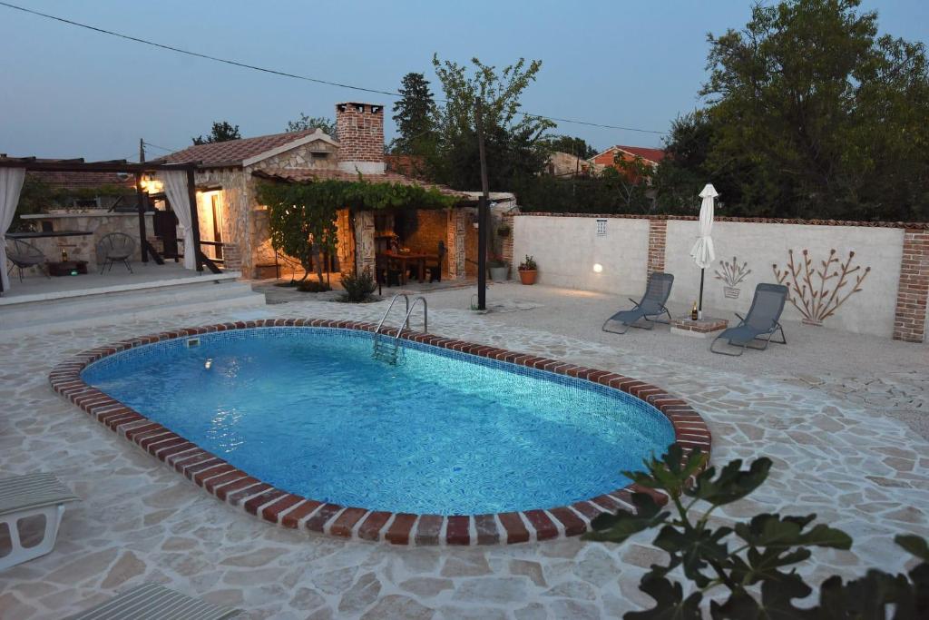 Villa Palace photo 4