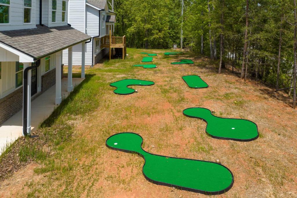Hole in 1 photo 3
