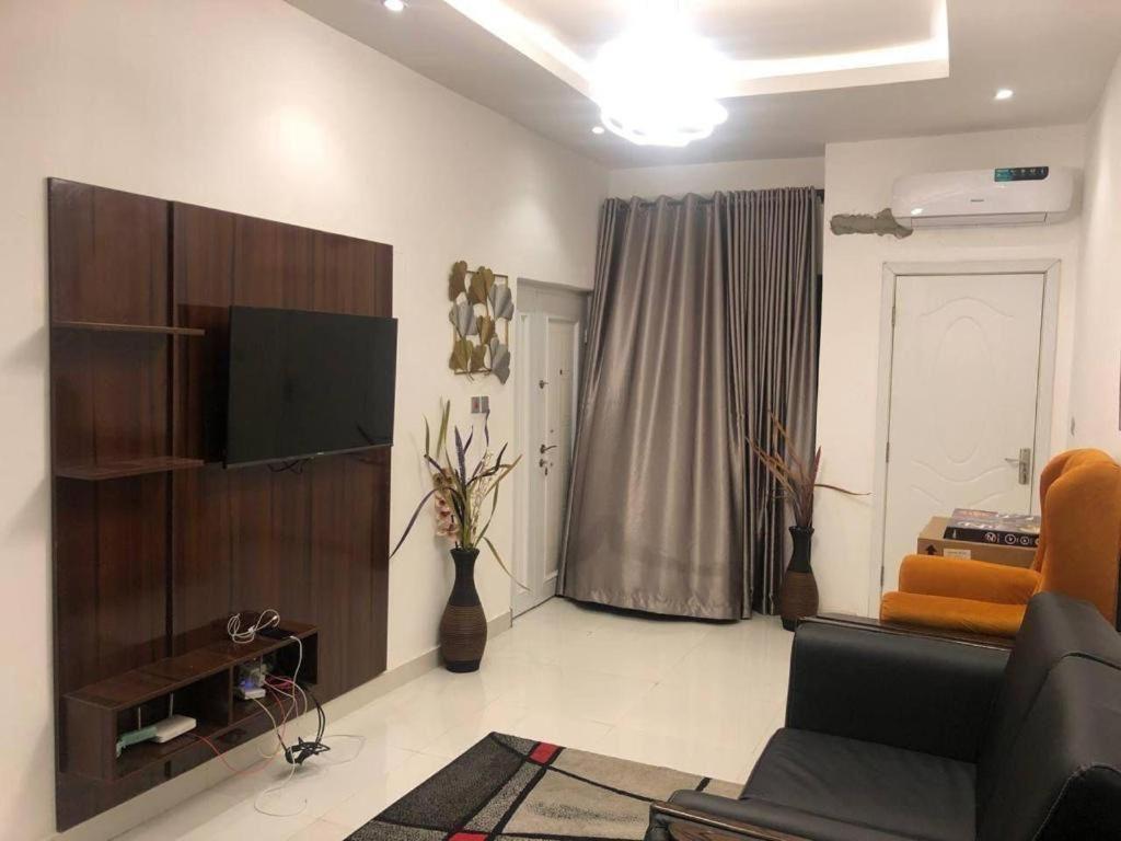 Triangle apartment photo 1