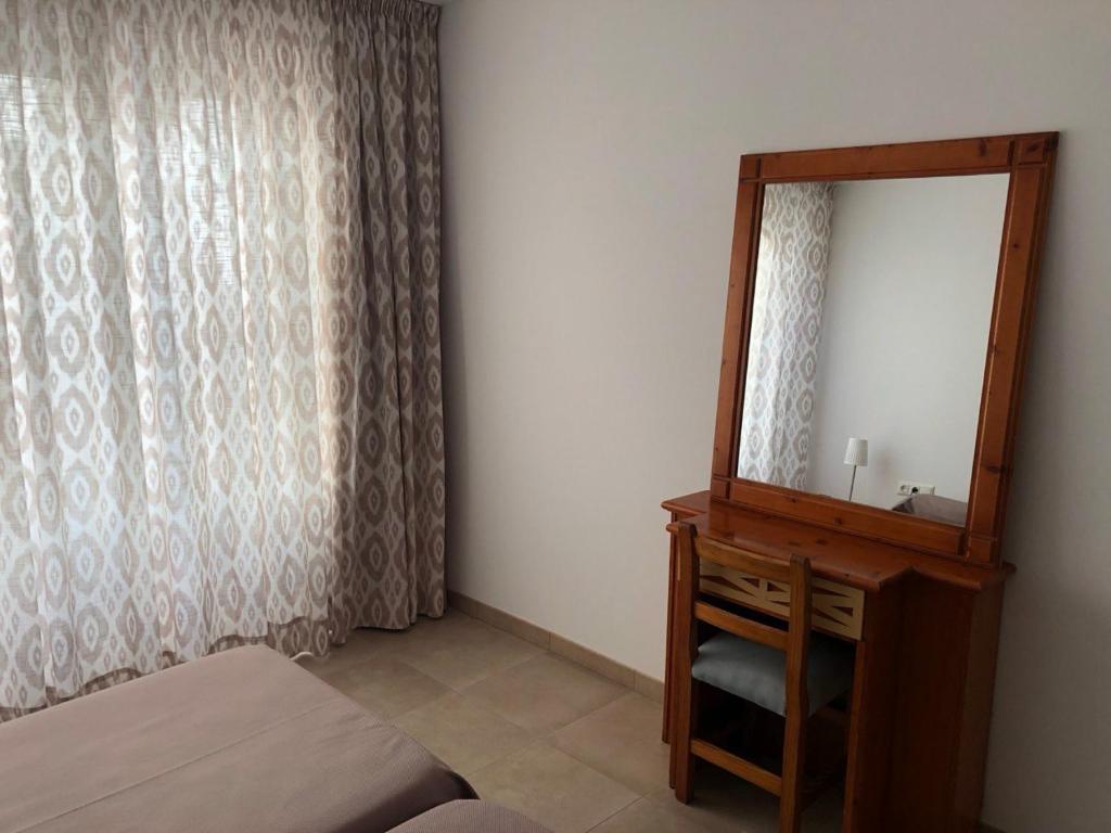 Hostal Alfonso photo 3