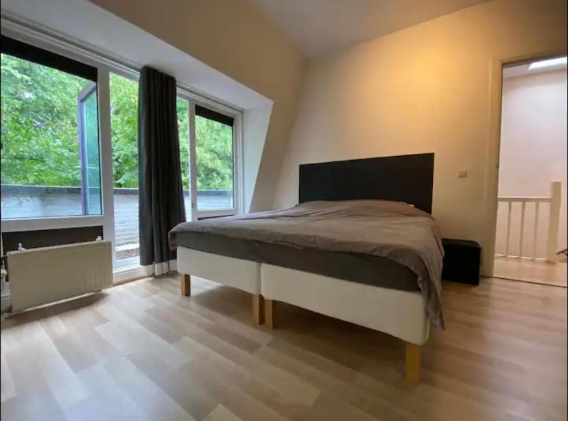 Nette maisonnette in groene rustige wijk photo 2
