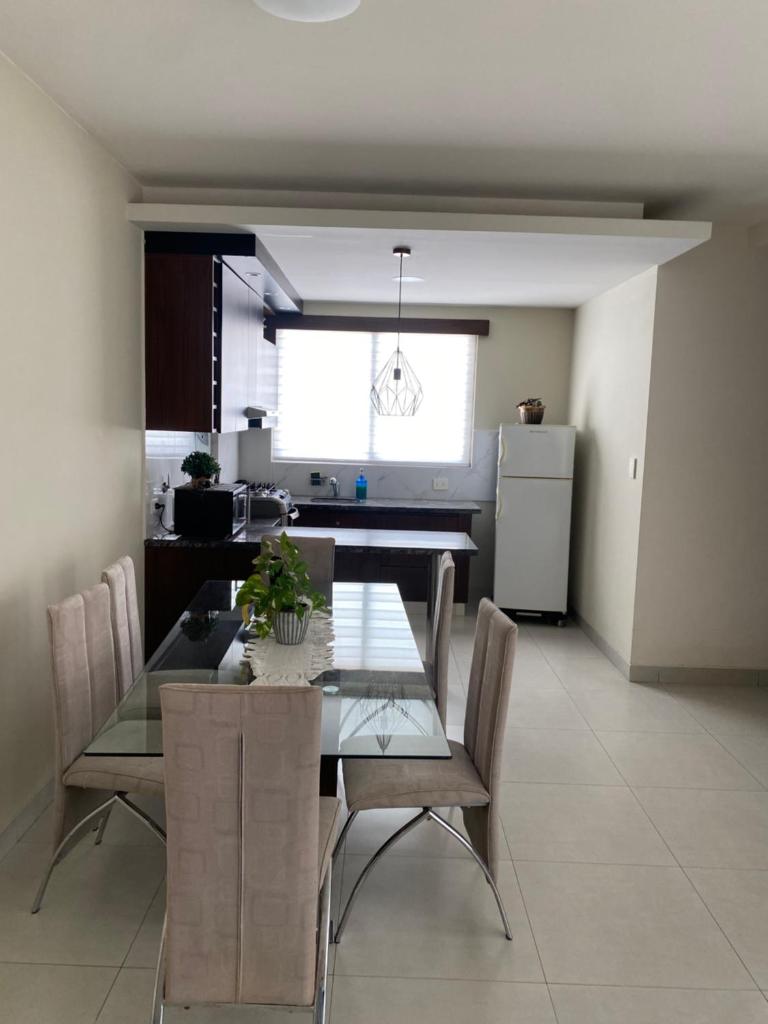 APARTAMENTO CENTRICO, CÓMODO y DE LUJO photo 2
