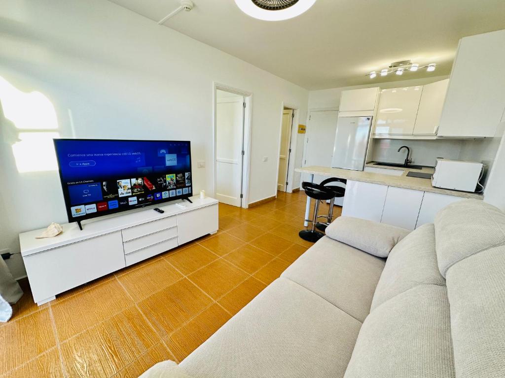AMADORES BEACH VIEW APARTMENT photo 3