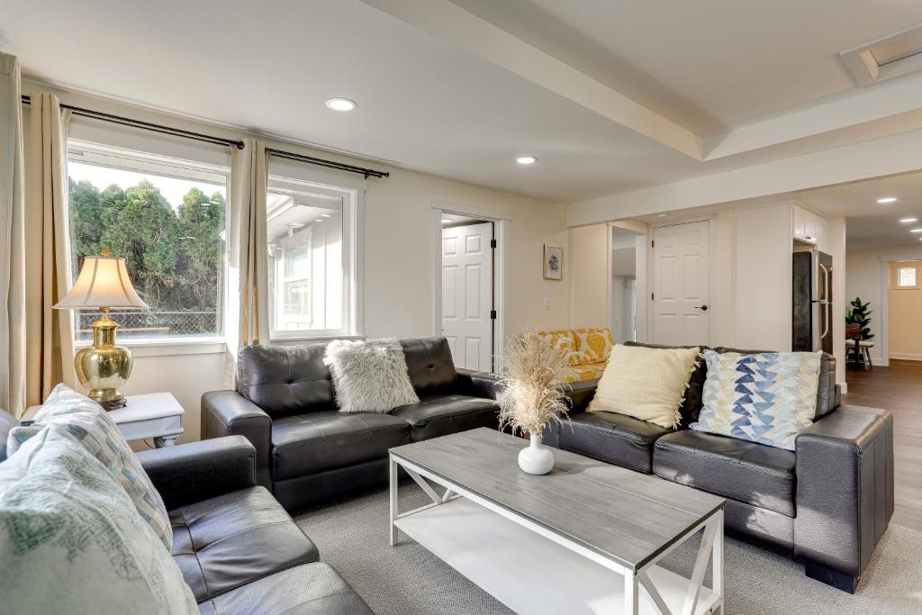 Lovely Redmond Home about 17 Mi to Downtown Seattle! photo 4