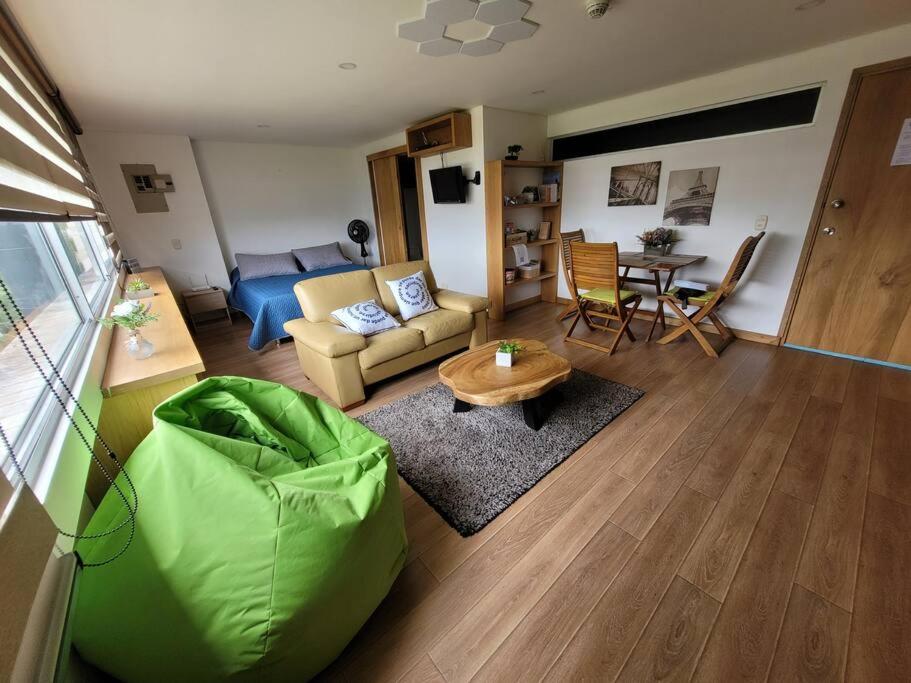 Cozy loft in Llanogrande whit great landscape view photo 2