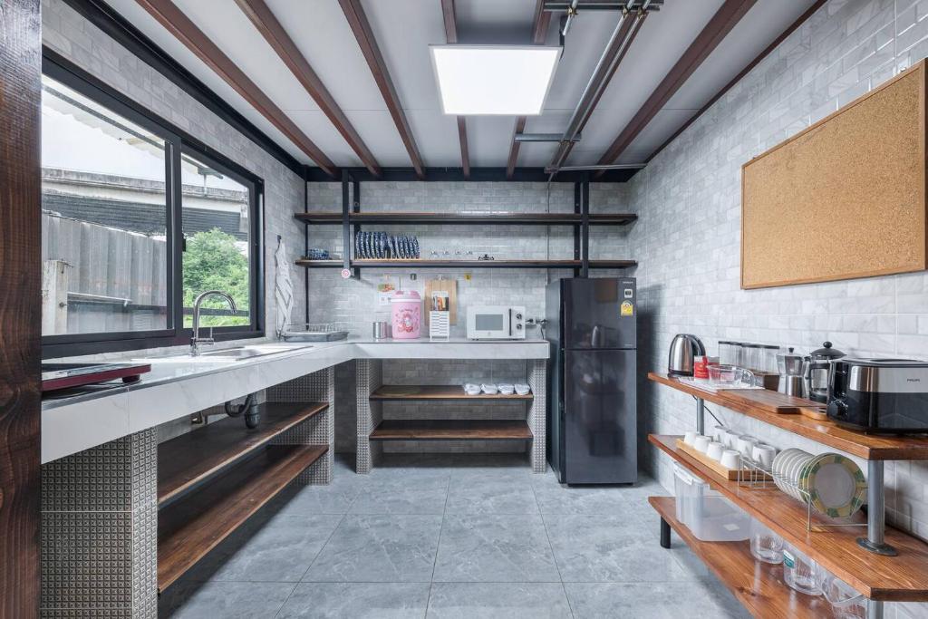 Thananya Apartment photo 4
