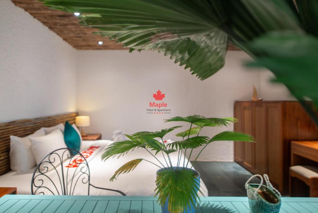 Maple Hotel & Apartment