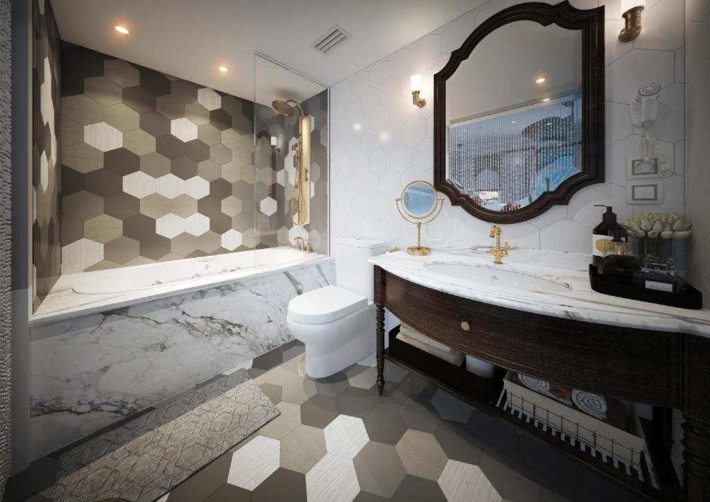 Hanoi Graceful Hotel and Travel