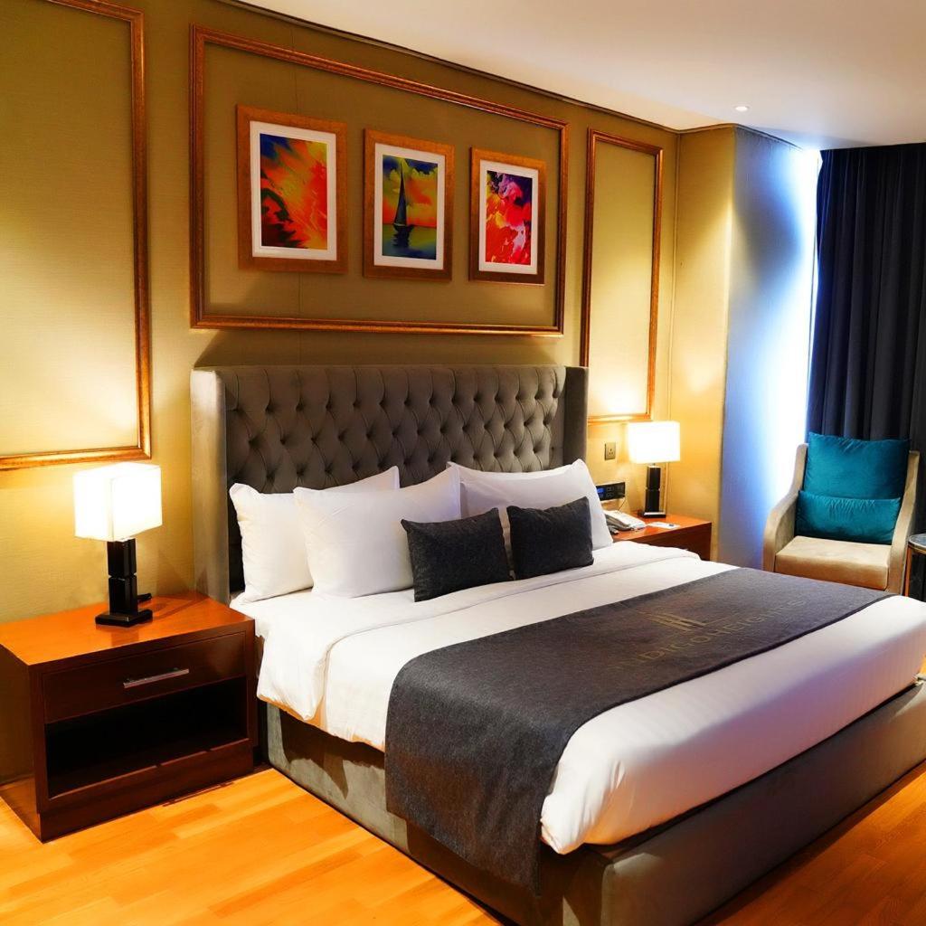 Indigo Heights Hotel & Suites photo 2