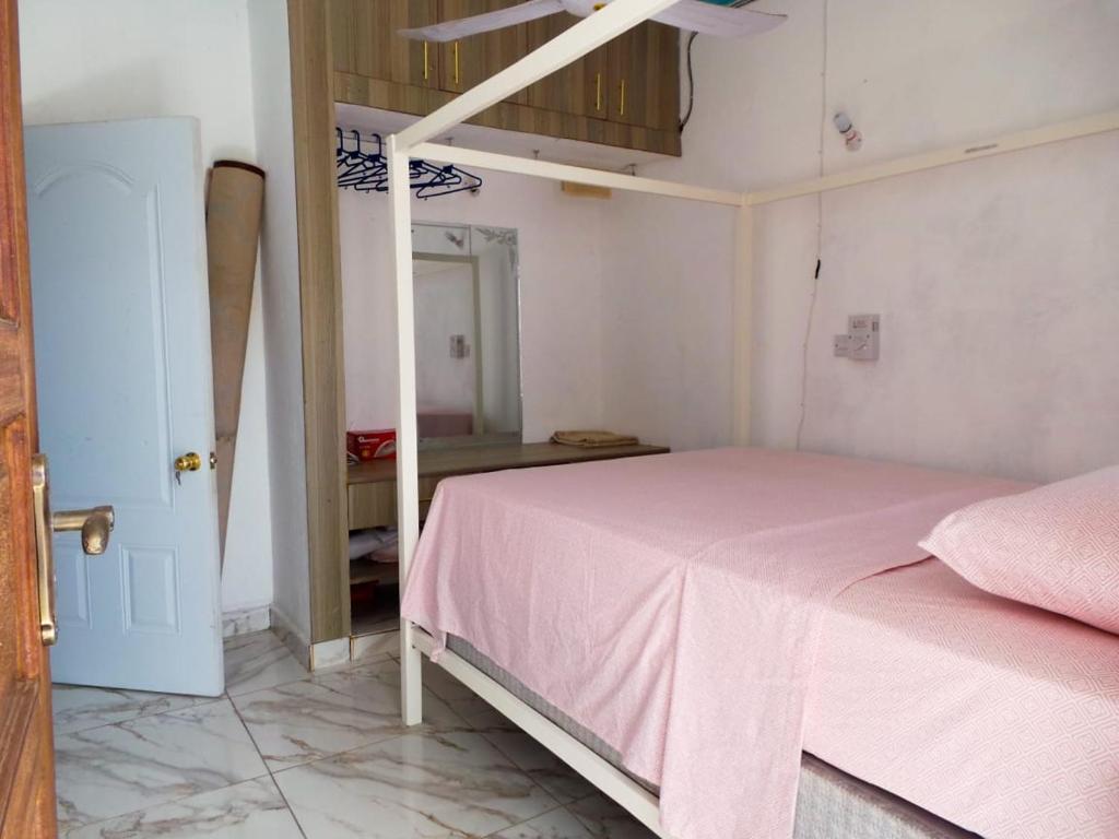 Avington Place Diani photo 1