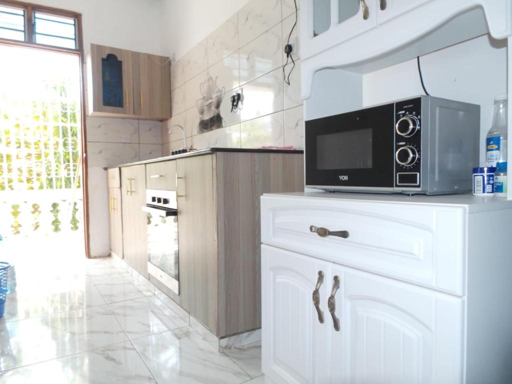 Avington Place Diani photo 3