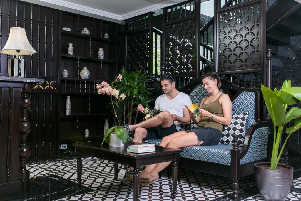 Genesis Luxury Regal Cruises