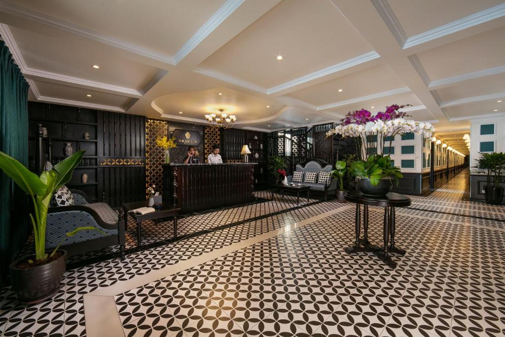 Genesis Luxury Regal Cruises