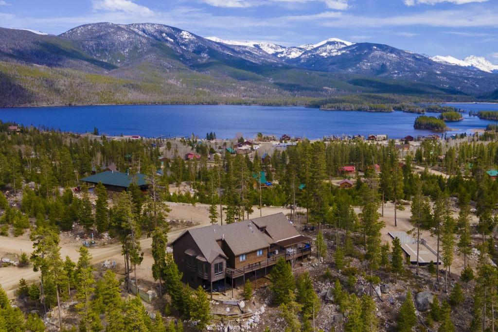 Moose Ridge Cabin cabin photo 2