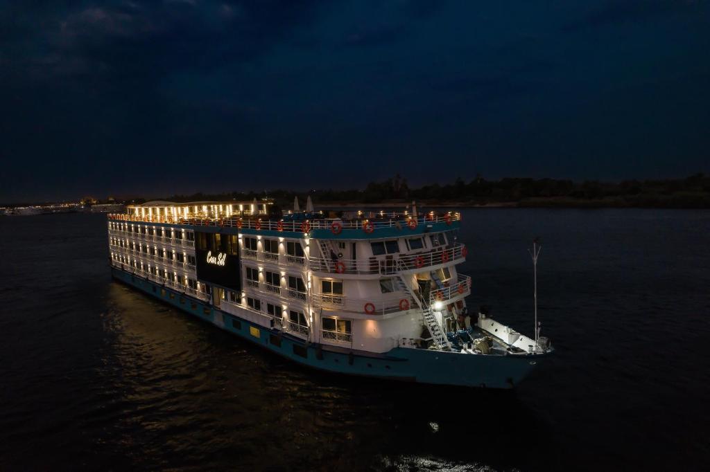 Casa Sol Nile Cruise 4nt Lxr Saturday 3nt Asw Wednesday photo 2