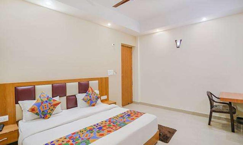 FabHotel Royal Stay I photo 1