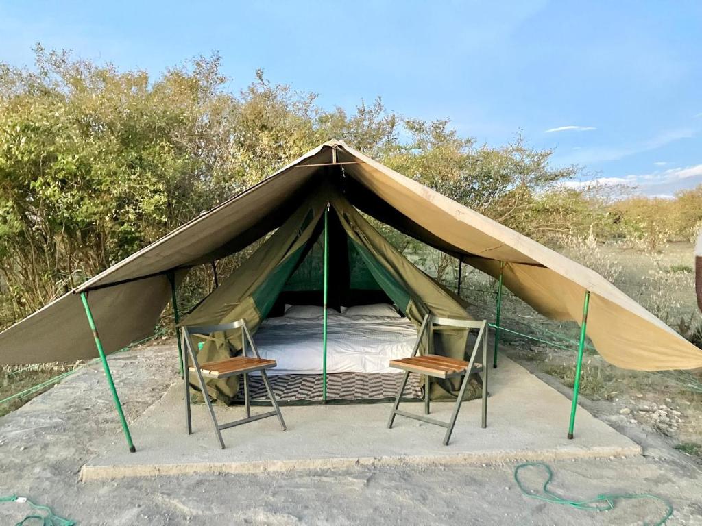 Kambu Mara Camp - Tap to explore photos