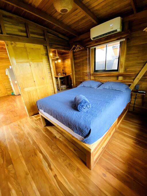 Hoja Azul - Sustainable teak modern cabin in Hojancha photo 3