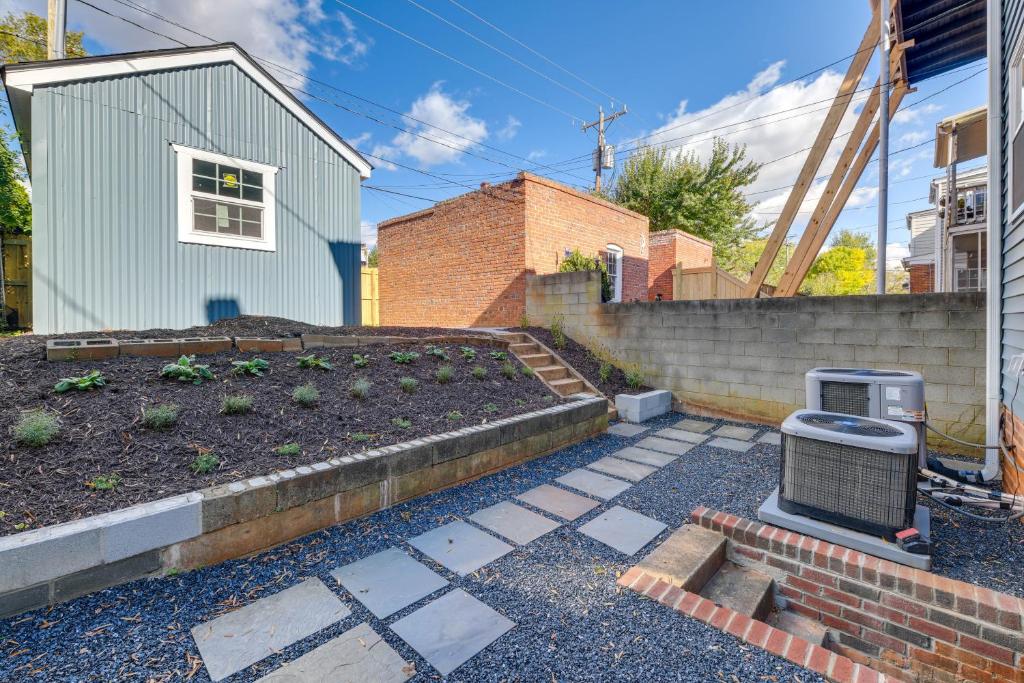 Richmond Home with Patio Walk to Byrd Park! photo 2