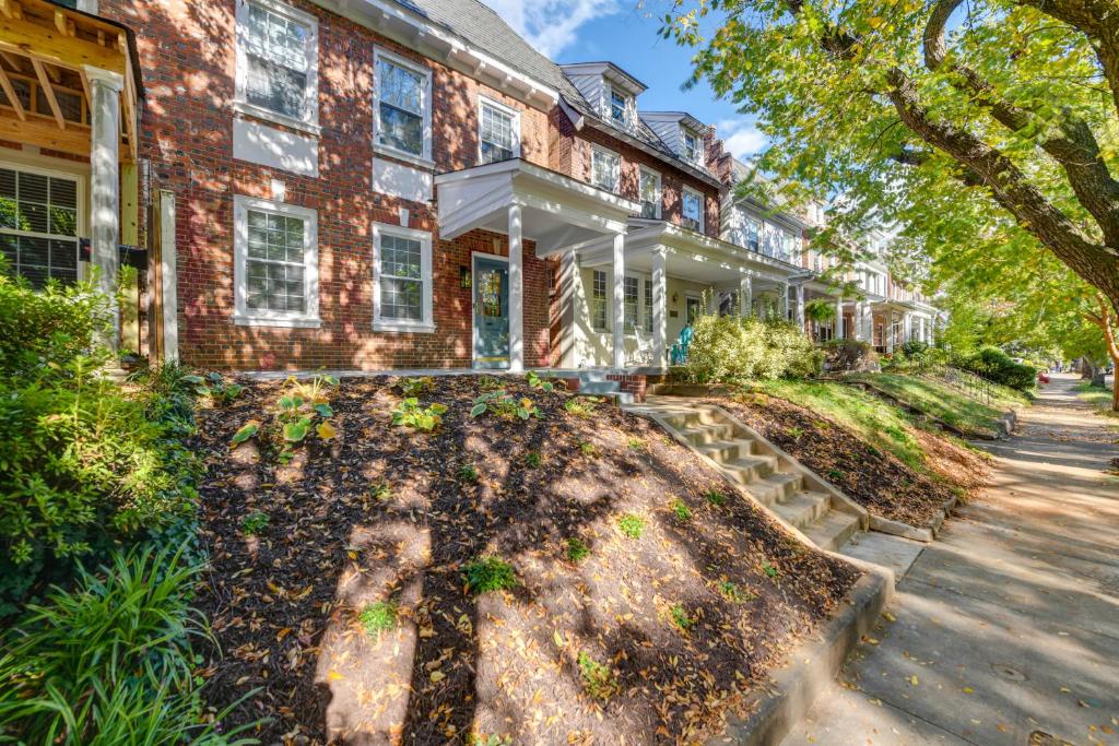 Richmond Home with Patio Walk to Byrd Park! photo 1